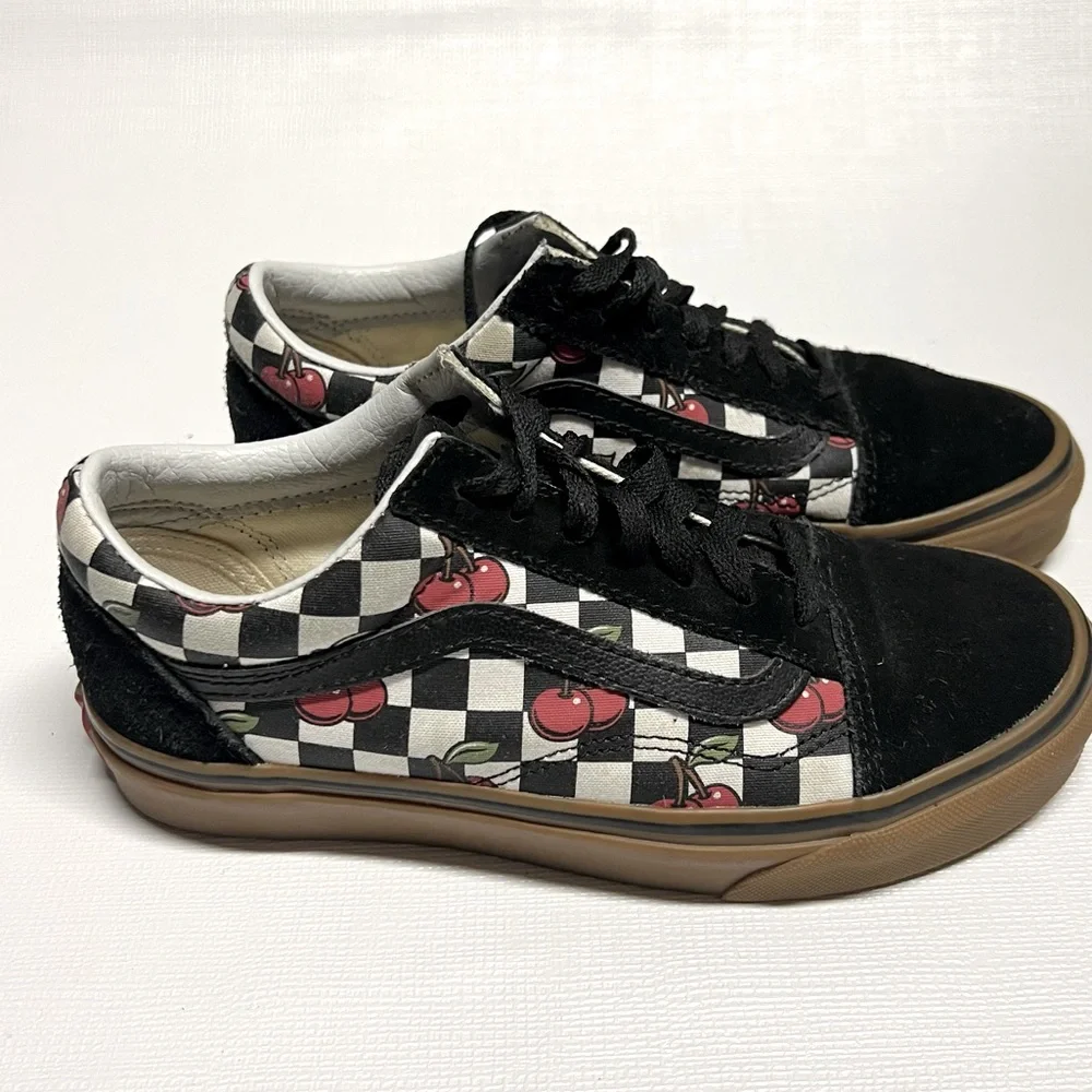 Vans‎ Old School cherry checker sneakers size 6.5